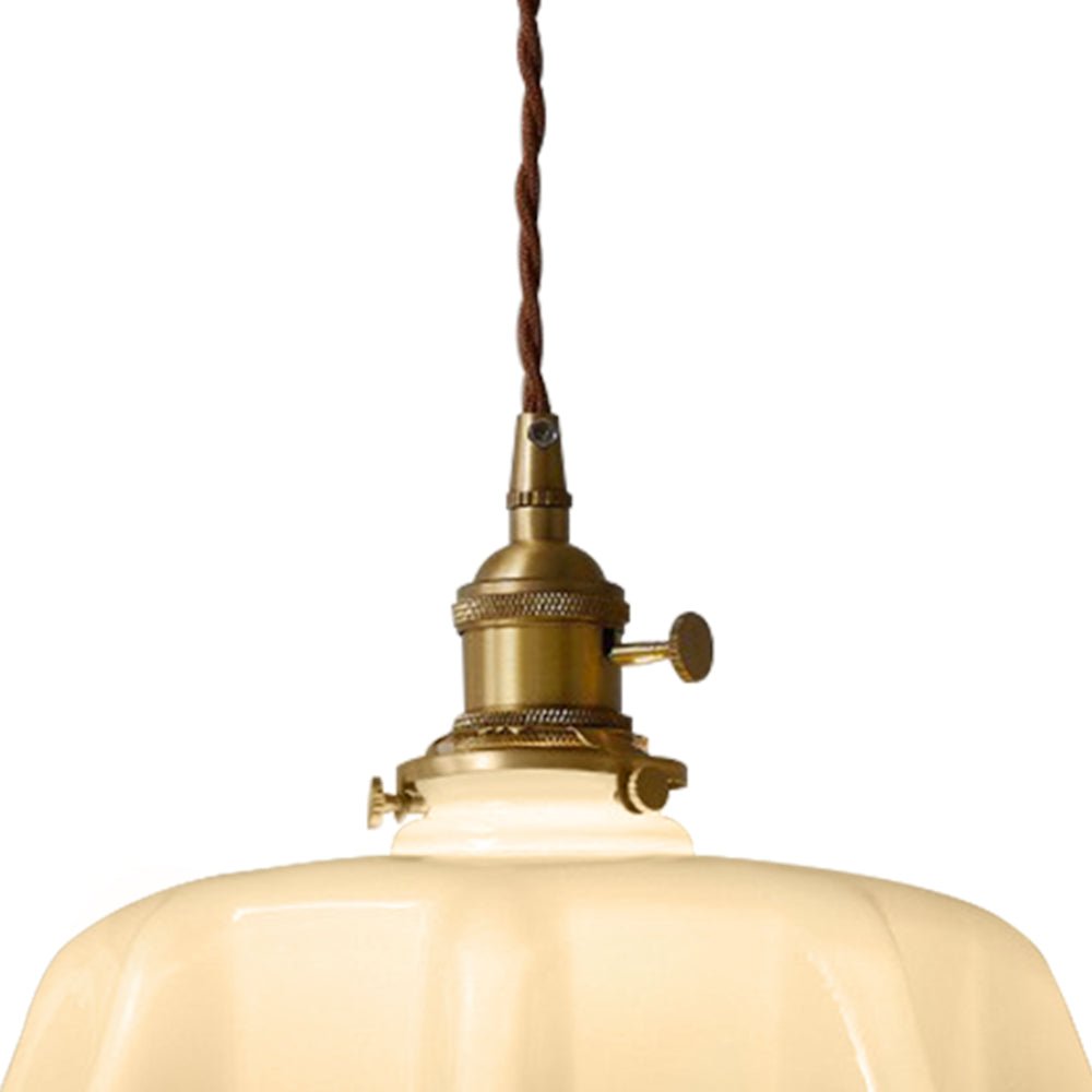 Závěsná lampa se skleněným stínidlem