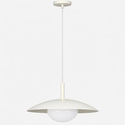 Lampe suspendue en forme d’assiette