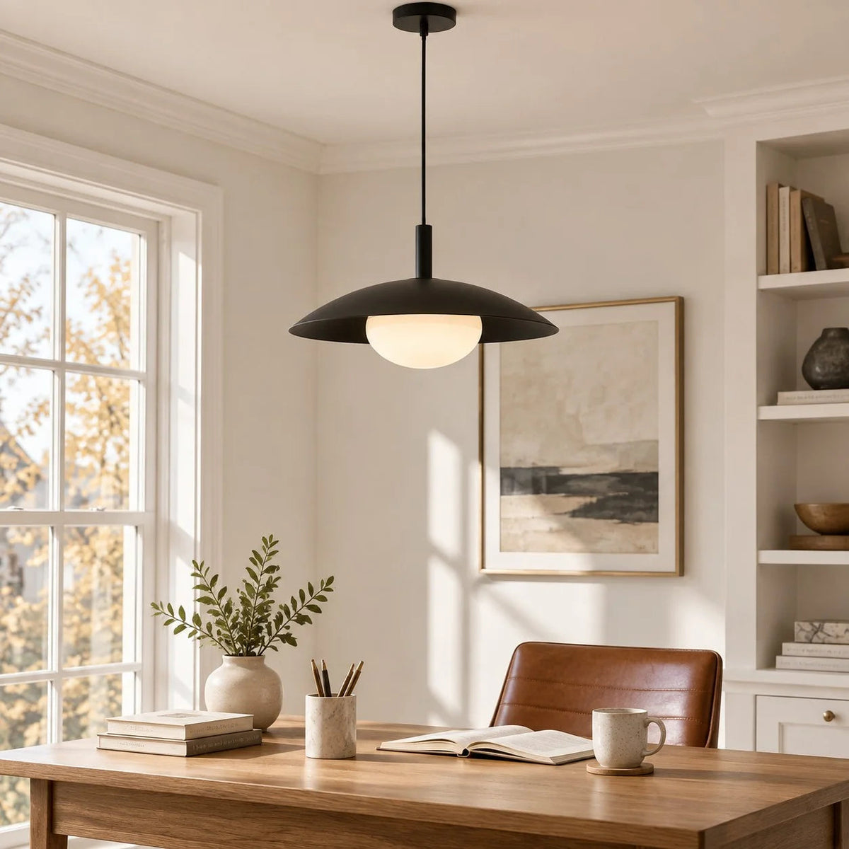 Lampe suspendue en forme d’assiette
