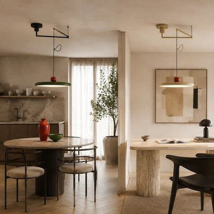 Lampe suspendue avec abat-jour et contrepoids