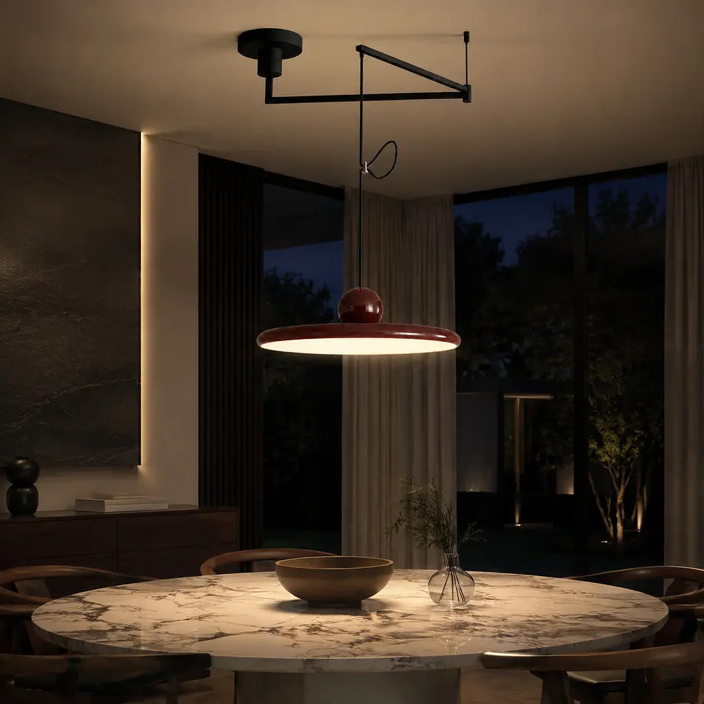 Lampe suspendue avec abat-jour et contrepoids