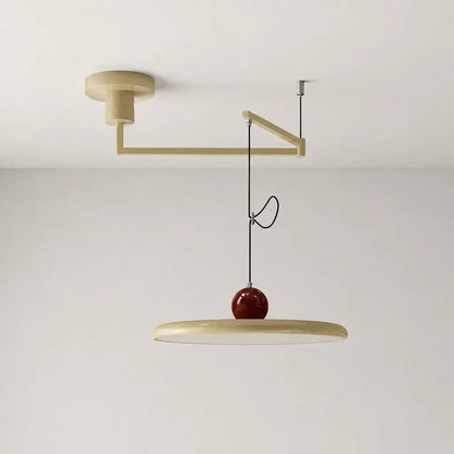 Lampe suspendue avec abat-jour et contrepoids