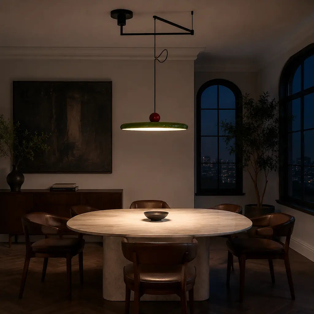 Lampe suspendue avec abat-jour et contrepoids