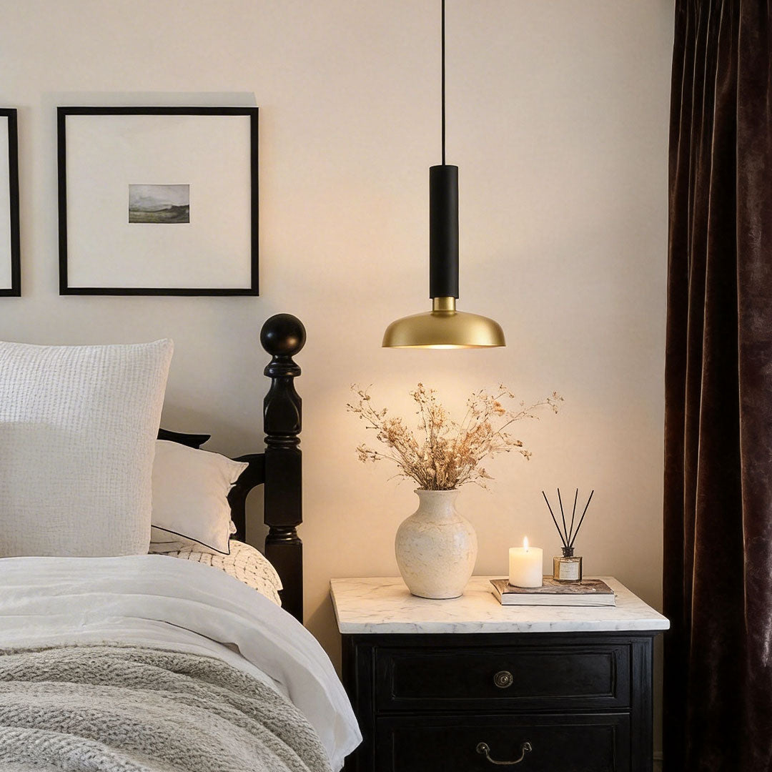 Gold and black pendant lamp