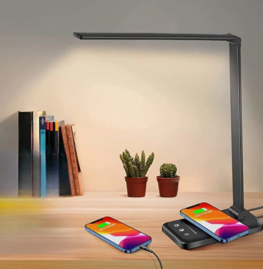 LED desk lamp with USB