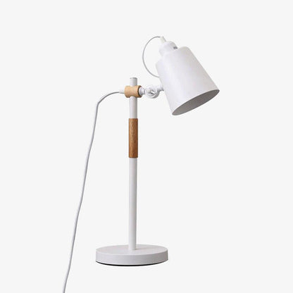 Desk lamp with adjustable shade