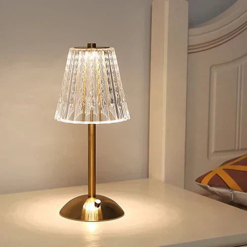 Lampka stołowa LED ryflowany klosz