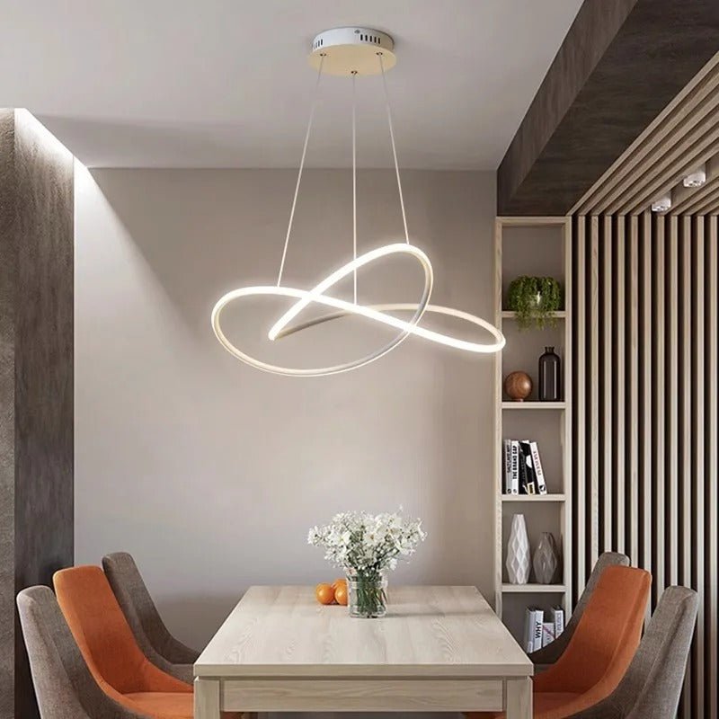 Lampa Wisząca LED w Kształcie Koniczyny z Funkcją Ściemniania i Pilotem