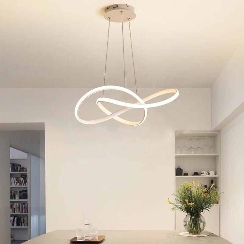 Lampa Wisząca LED w Kształcie Koniczyny z Funkcją Ściemniania i Pilotem