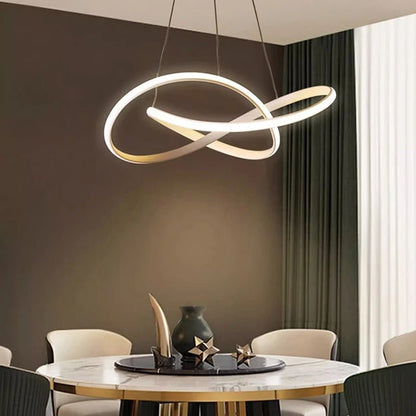 Lampa Wisząca LED w Kształcie Koniczyny z Funkcją Ściemniania i Pilotem