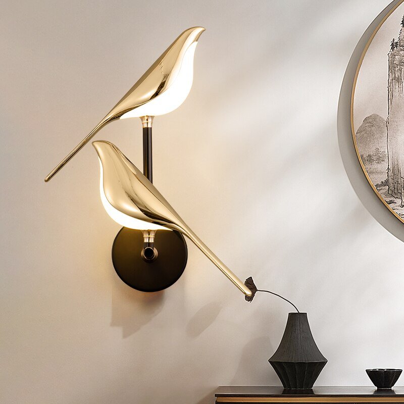Lampa LED w kształcie ptaka z magnetycznym mocowaniem do stołu i ściany