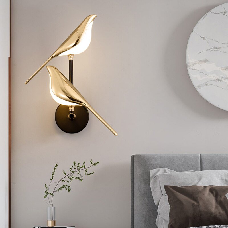 Lampa LED w kształcie ptaka z magnetycznym mocowaniem do stołu i ściany