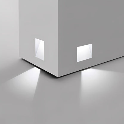 Recessed LED wall light
