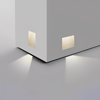Recessed LED wall light