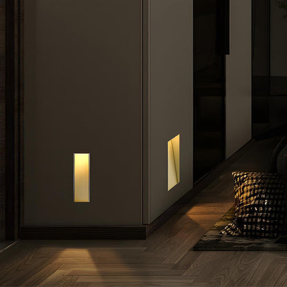 Recessed LED wall light