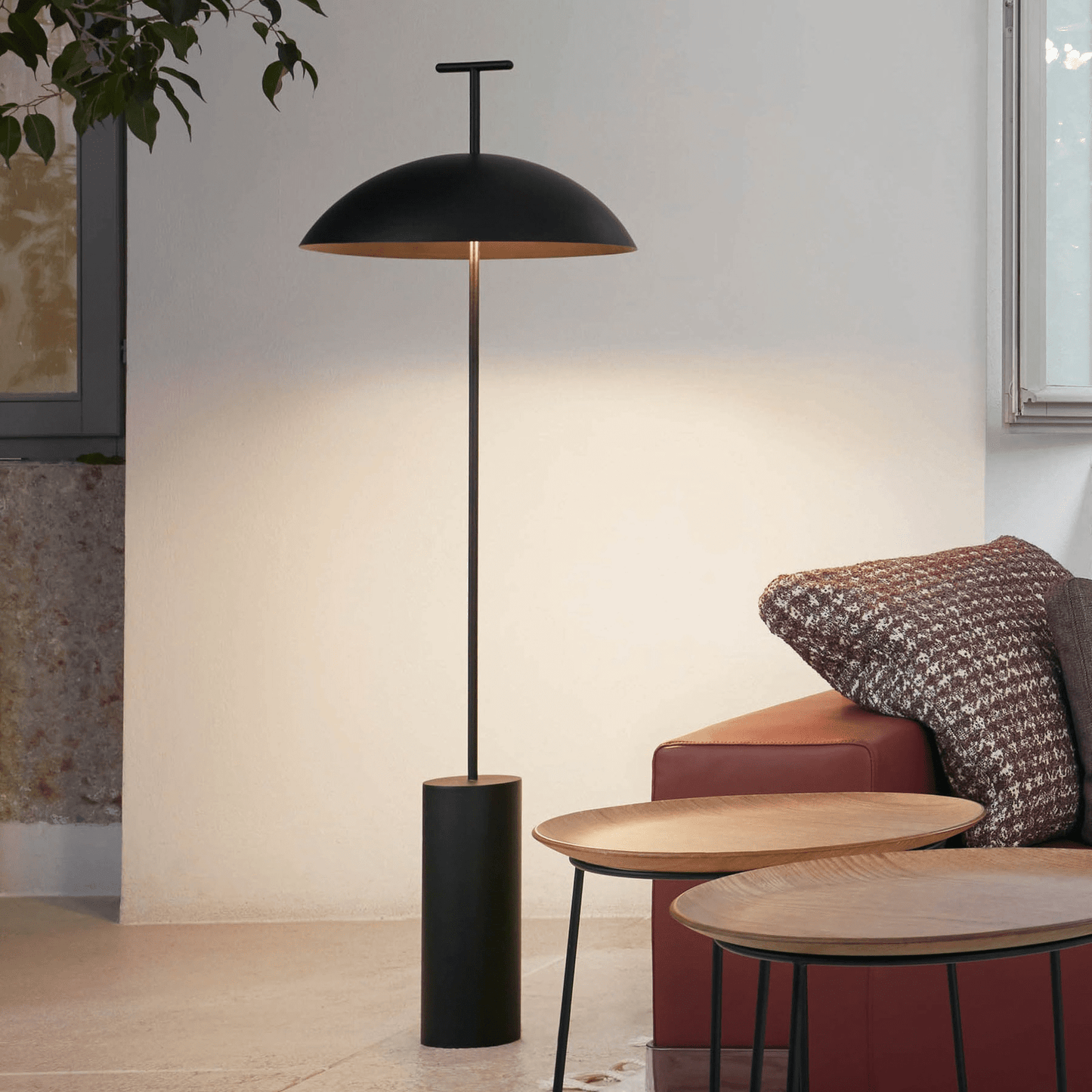 Lampa podłogowa LED 6–10W z trzonkiem typu wig, oświetlenie 15–30 m²