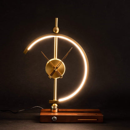 Lampa stołowa LED z ładowaniem bezprzewodowym Qi i wbudowanym zegarem