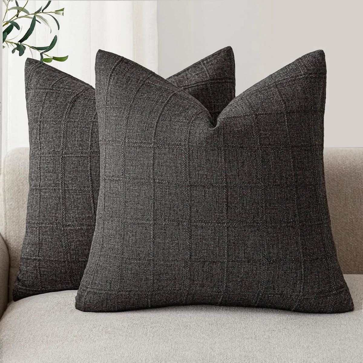 Plaid pillowcase