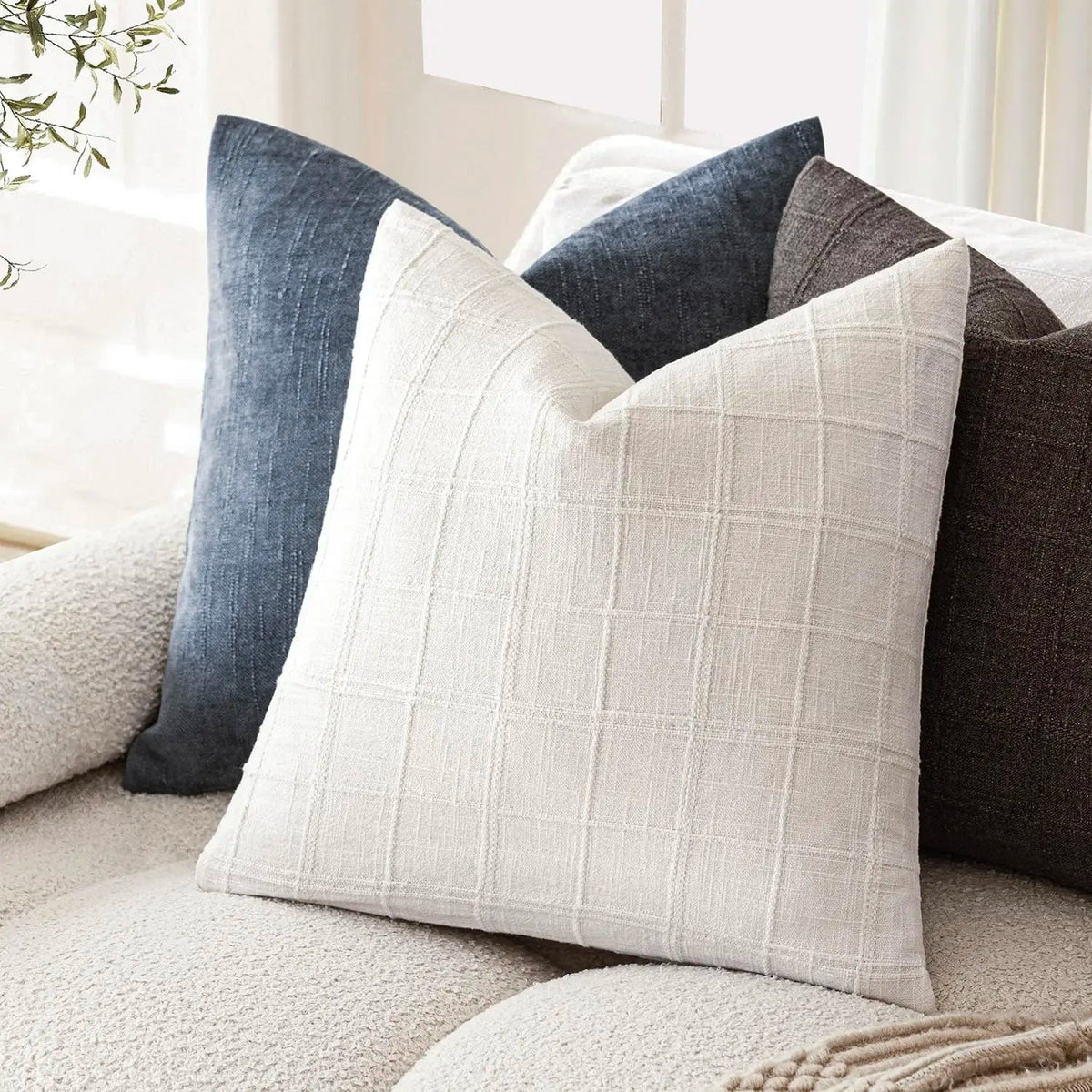 Plaid pillowcase