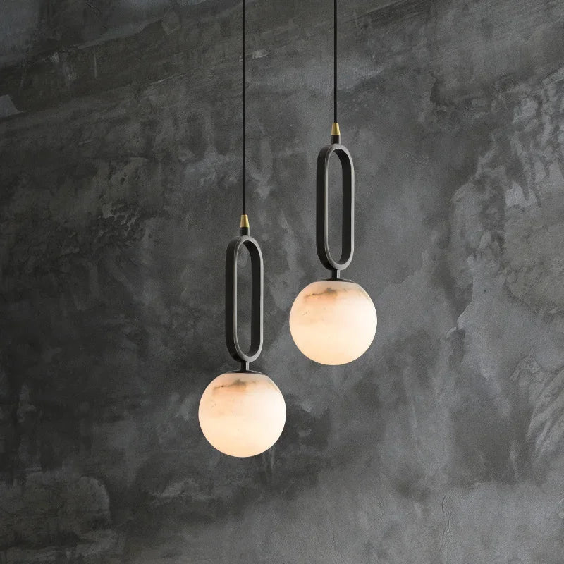 Lampa wisząca z kulą