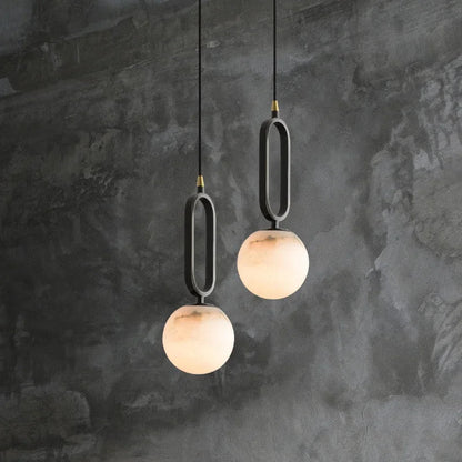 Lampa wisząca z kulą