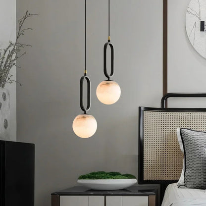 Lampa wisząca z kulą