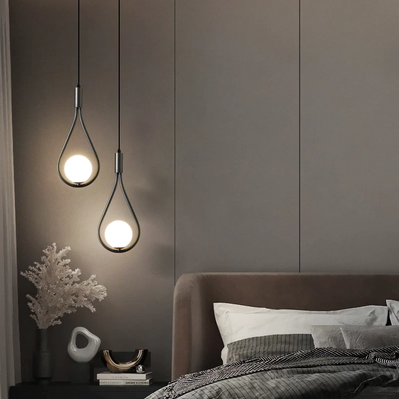Lampa wisząca w kształcie kropli