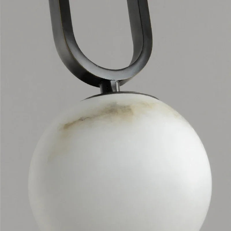 Lampa wisząca z kulą