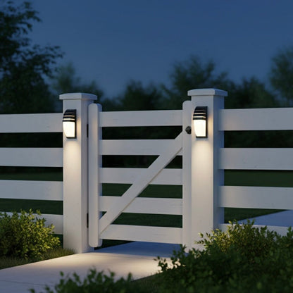 Lampa Ścienna LED do Oświetlenia Elewacji, Tarasów i Wejść w Kolorze Matowej Czerni
