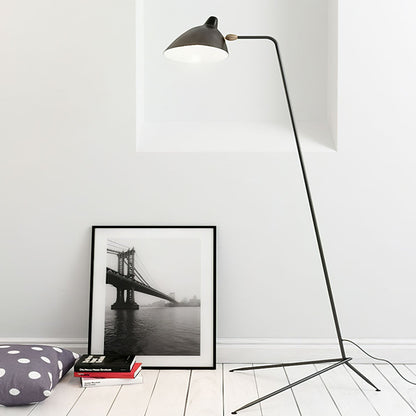 Lampa podłogowa z trzema regulowanymi ramionami i gwintem E27