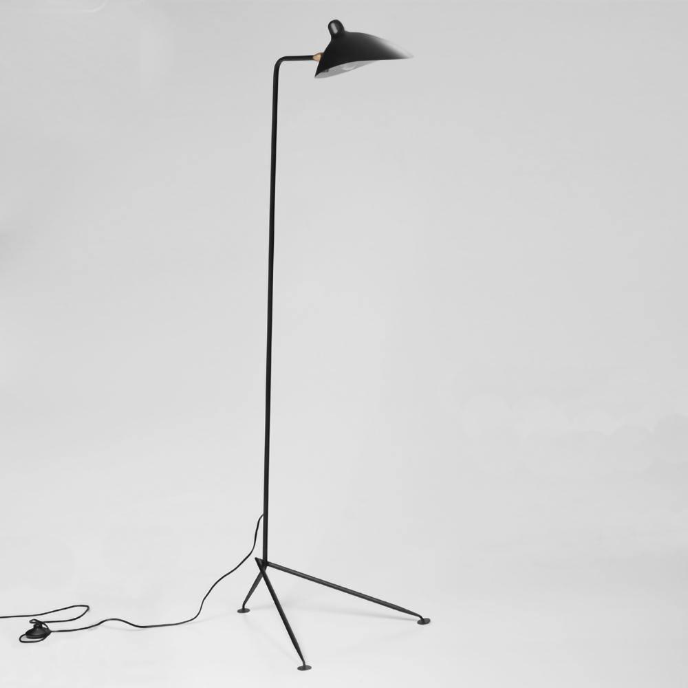 Lampa podłogowa z trzema regulowanymi ramionami i gwintem E27