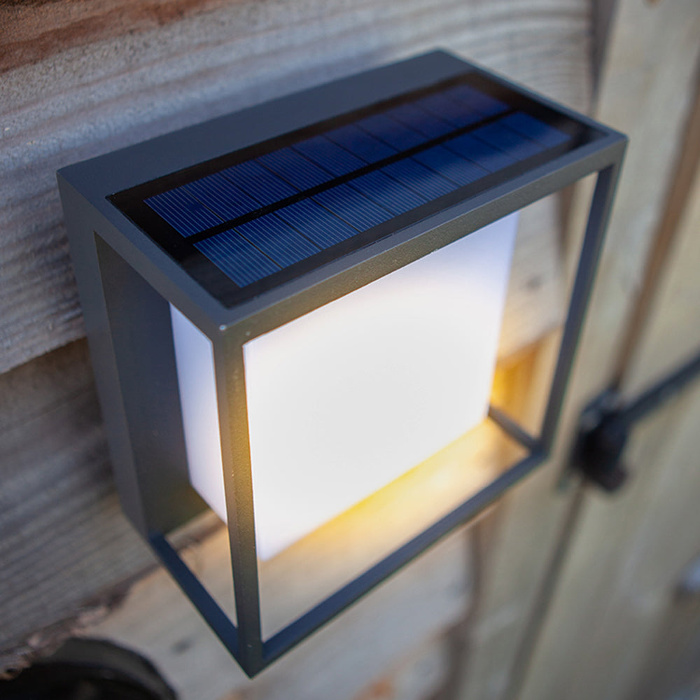 Solarna lampa ścienna zewnętrzna LED
