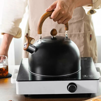 Bouilloire à sifflet compatible avec l’induction