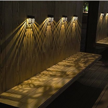 Zestaw 4 lamp ściennych LED na baterie do oświetlenia zewnętrznego z montażem na ścianie