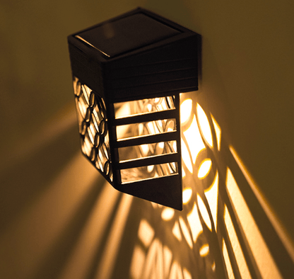 Zestaw 4 lamp ściennych LED na baterie do oświetlenia zewnętrznego z montażem na ścianie