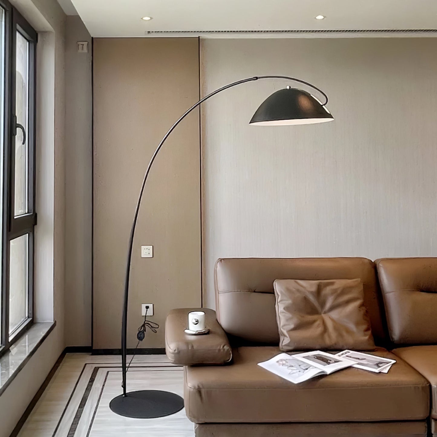 Lampa podłogowa łukowa E27 z regulowanym ramieniem, oświetlenie do wnętrz