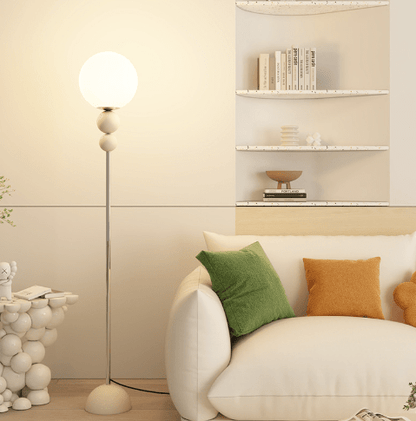 Lampa podłogowa LED E27 metalowo-akrylowa 150 cm z przełącznikiem nożnym