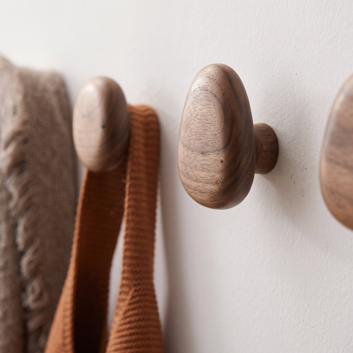 Pebble wall hooks, set of 4